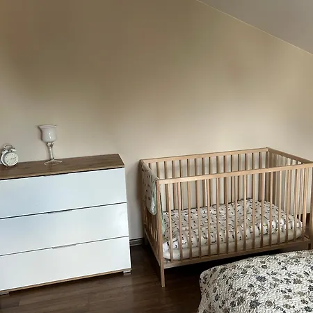 Apartment Bobrzanska - 4 Bedrooms Sypialnie *