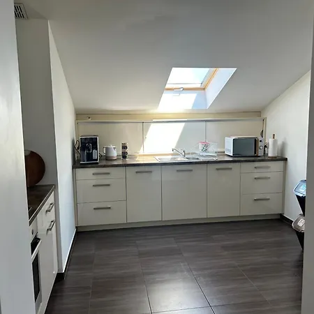 Apartament Bobrzańska - 4 Bedrooms Sypialnie